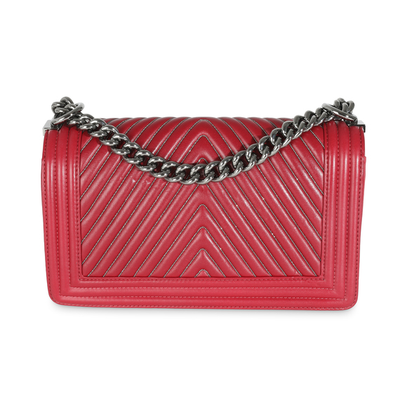 Chanel Burgundy Chevron Calfskin Chain Medium Boy Bag - Picture 2 of 8